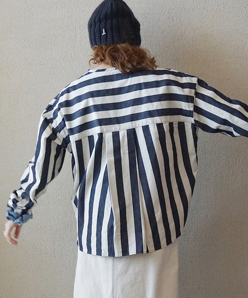 JOURNAL STANDARD LUXE(ジャーナルスタンダード ラックス)の「ストライプデニム ヘンリーシャツ(シャツ/ブラウス・レディース・ネイビー・FREE)」の12枚目の写真