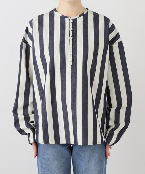JOURNAL STANDARD LUXE(ジャーナルスタンダード ラックス)の「ストライプデニム ヘンリーシャツ(シャツ/ブラウス・レディース・ネイビー・FREE)」の15枚目の写真