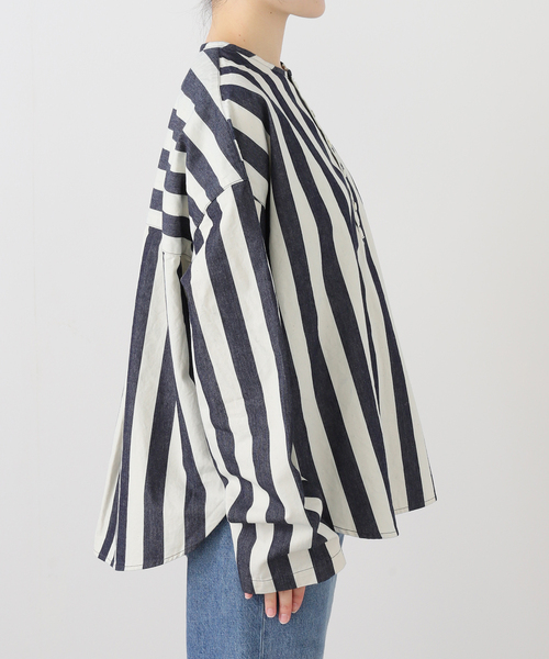 JOURNAL STANDARD LUXE(ジャーナルスタンダード ラックス)の「ストライプデニム ヘンリーシャツ(シャツ/ブラウス・レディース・ネイビー・FREE)」の7枚目の写真