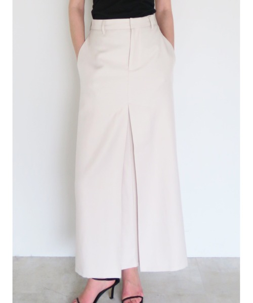 swane(スワネ)の「front tuck wide skirt(スカート・レディース・アイボリー/ブラック・FREE)」の1枚目の写真