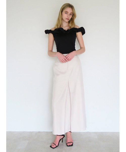 swane(スワネ)の「front tuck wide skirt(スカート・レディース・アイボリー/ブラック・FREE)」の3枚目の写真