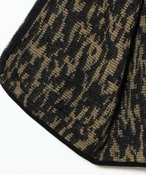 fennica（フェニカ）の「Universal Works / フリース ジップ ジレ（ベスト・メンズ・チャコールグレー・MEDIUM）」の5枚目の写真