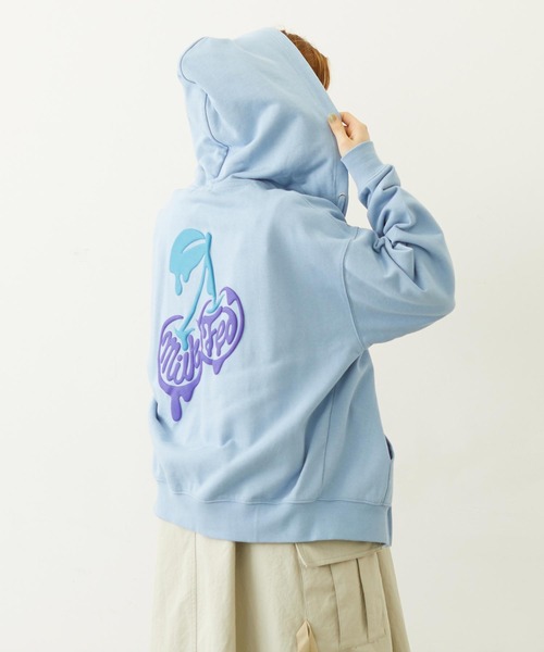 MILKFED.(ミルクフェド)の「MELTY CHERRY WIDE ZIP UP HOODIE(パーカー・レディース・オフホワイト/ライトブルー/ブラック・L/M)」の20枚目の写真
