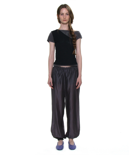 PARTIMENTO WOMEN(パルティメントウィメン)の「ナンバリングアシンメトリーレイヤートップ_チャコール(Tシャツ/カットソー・レディース・その他・SMALL/MEDIUM)」の2枚目の写真