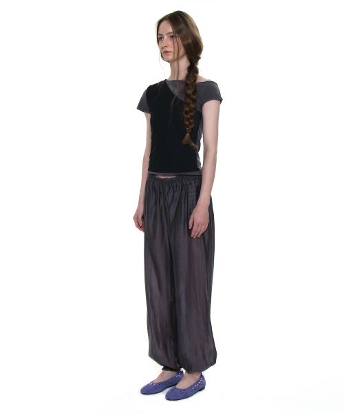 PARTIMENTO WOMEN(パルティメントウィメン)の「ナンバリングアシンメトリーレイヤートップ_チャコール(Tシャツ/カットソー・レディース・その他・SMALL/MEDIUM)」の3枚目の写真