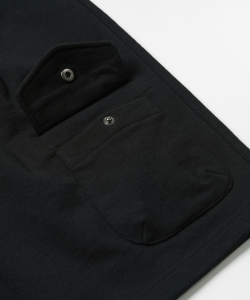 FRIZMWORKS(フリズムワークス)の「POUCH POCKET SWEAT SHORTS _ BLACK(その他パンツ・メンズ・その他・MEDIUM/LARGE/X-LARGE)」の6枚目の写真