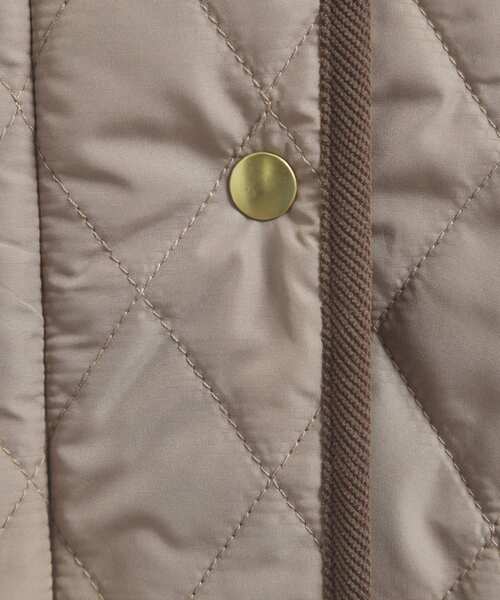 ITS'DEMO（イッツデモ）の「【撥水加工】キルトフードコート（その他アウター・レディース・ブラウン系/ブラック/アイボリー・40/38）」の21枚目の写真