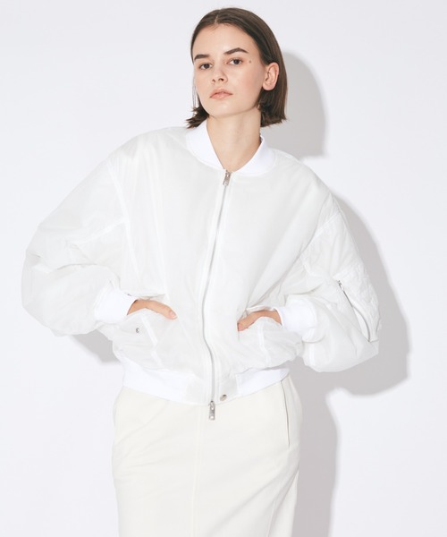 beautiful people（ビューティフルピープル）の「nylon ripstop fan   shape  MA-1 blouson（MA-1・レディース・ブラック/オフホワイト・38/36）」の3枚目の写真