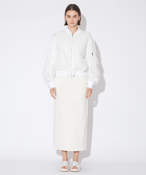 beautiful people（ビューティフルピープル）の「nylon ripstop fan   shape  MA-1 blouson（MA-1・レディース・ブラック/オフホワイト・38/36）」の4枚目の写真