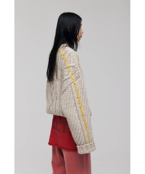FELICITY(フェリシティ)の「Over Fisherman Knit Tops(ニット/セーター・レディース・アイボリー/ネイビー・2)」の4枚目の写真