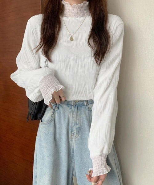 Miniministore(ミニミニストア)の「裏起毛シャーリングブラウス韓国風トップス(シャツ/ブラウス・レディース・ブラック/ベージュ/ホワイト・FREE)」の4枚目の写真