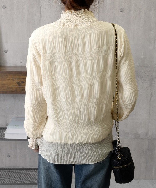 Miniministore(ミニミニストア)の「裏起毛シャーリングブラウス韓国風トップス(シャツ/ブラウス・レディース・ブラック/ベージュ/ホワイト・FREE)」の20枚目の写真