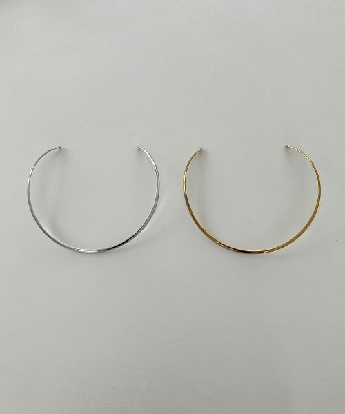 CEMONEMO（セモネモ）の「【金属アレルギー対応】ラウンドフォルム ネックカフ チョーカー / サージカルステンレス（チョーカー・レディース・シルバー/ゴールド・FREE）」の6枚目の写真