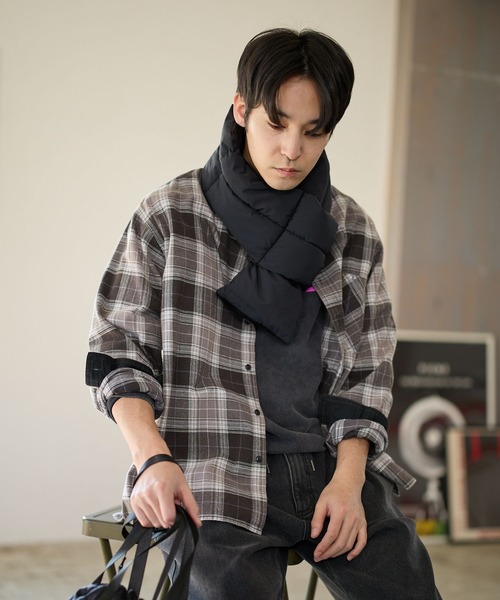 BAYFLOW(ベイフロー)の「リップナイロン差し込みマフラー(ストール/ショール・メンズ・グレー/ブラウン/ブラック・FREE)」の9枚目の写真