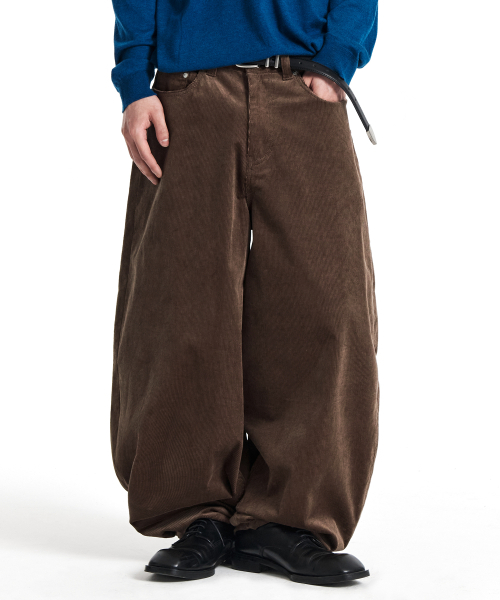 KICHUL(キチョル)の「CORD DUROY BALLOON PANTS (BROWN)(その他パンツ・レディース・その他・X-SMALL/SMALL/MEDIUM/LARGE)」の4枚目の写真