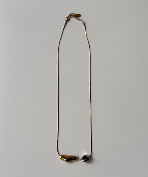 Chez toi（シェトワ）の「変形ぷっくり大小プレートネックレス（ネックレス・レディース・シルバー/ゴールド・FREE）」の8枚目の写真