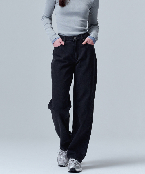 MALOUPE(マロップ)の「9107 裏起毛ワイドデニムパンツ(ブラック)(デニムパンツ・レディース・ブラック・26/28/30)」の1枚目の写真