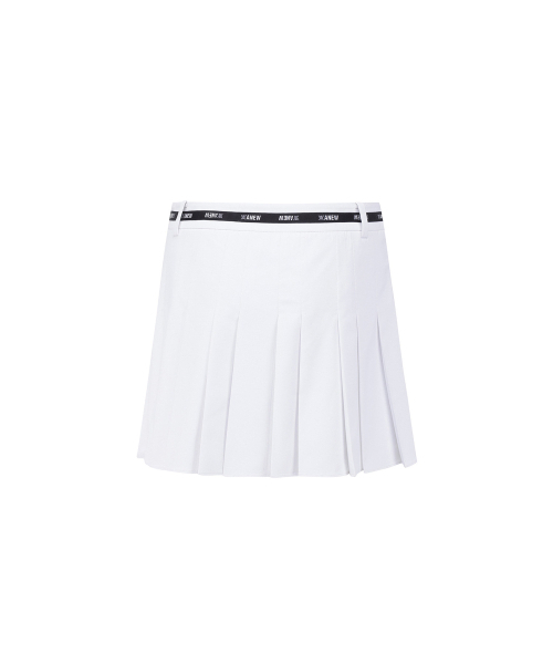 ANEW GOLF(アニューゴルフ)の「WOMEN SM INCISION PLEATED HALF PANTS_WH(その他パンツ・レディース・その他・XX-SMALL/X-SMALL/MEDIUM)」の2枚目の写真