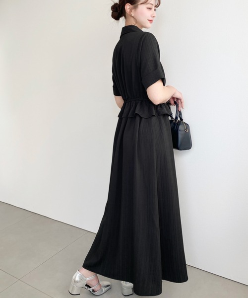 moment+（モーメントプラス）の「ビスチェデザインシャツワンピース（シャツワンピース・レディース・ネイビー/オフホワイト/ブラック・M）」の5枚目の写真