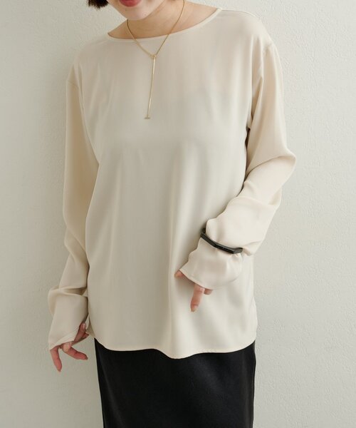Omekashi（オメカシ）の「サテンTブラウス（シャツ/ブラウス・レディース・オフホワイト/アイボリー/ブラック・FREE）」の3枚目の写真