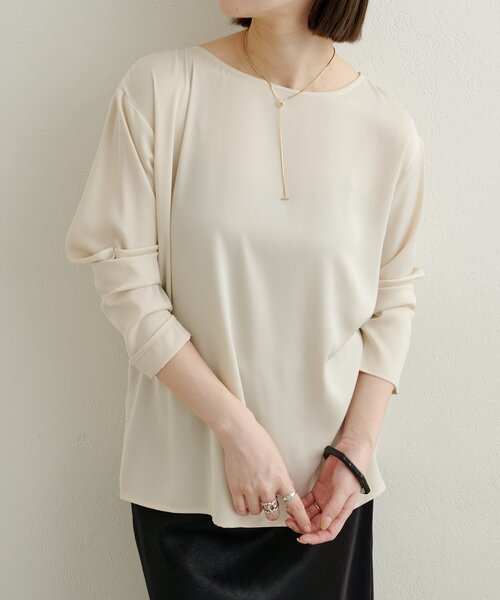 Omekashi（オメカシ）の「サテンTブラウス（シャツ/ブラウス・レディース・オフホワイト/アイボリー/ブラック・FREE）」の7枚目の写真