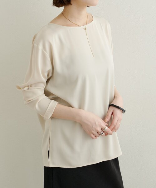 Omekashi（オメカシ）の「サテンTブラウス（シャツ/ブラウス・レディース・オフホワイト/アイボリー/ブラック・FREE）」の8枚目の写真