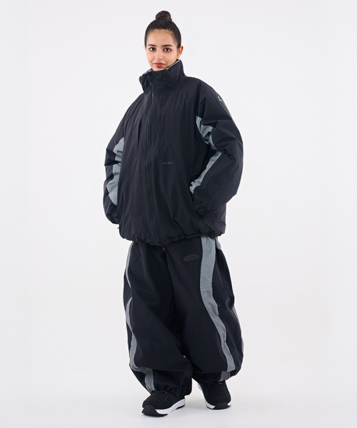DOLL OUTERWEAR（ドラ アウターウェア）の「[DOLL x DUMDIDUM] 2526 リバーシブルティロパディングジャケット&パンツセット BLACK 男女共用（セットアップ・レディース・その他・SMALL/MEDIUM/LARGE/X-LARGE）」の8枚目の写真