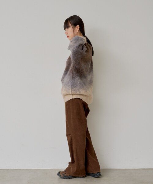 WHIMSIC(ウィムジック)の「【UNISEX】フェイデッドニットプルオーバー(ニット/セーター・レディース・ブルー/ブラウン・FREE)」の10枚目の写真