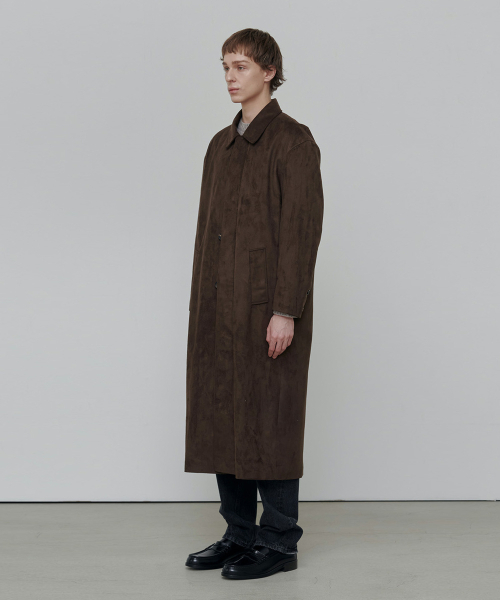 ANYTIME LOREAK(エニタイムロレーク)の「DAHLIA MAC COAT-BROWN(SUEDE)(トレンチコート・レディース・その他・MEDIUM)」の2枚目の写真