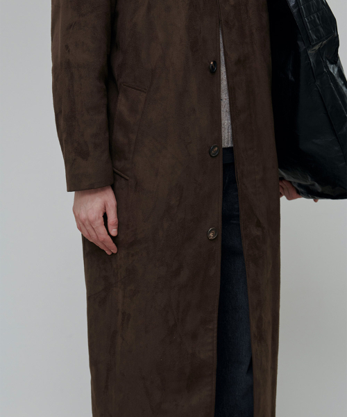 ANYTIME LOREAK(エニタイムロレーク)の「DAHLIA MAC COAT-BROWN(SUEDE)(トレンチコート・レディース・その他・MEDIUM)」の3枚目の写真