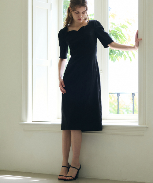 PAUL&ALICE（ポール&アリス）の「HEART NECK DRESS / BLACK（ワンピース・レディース・ブラック・MEDIUM/SMALL）」の2枚目の写真