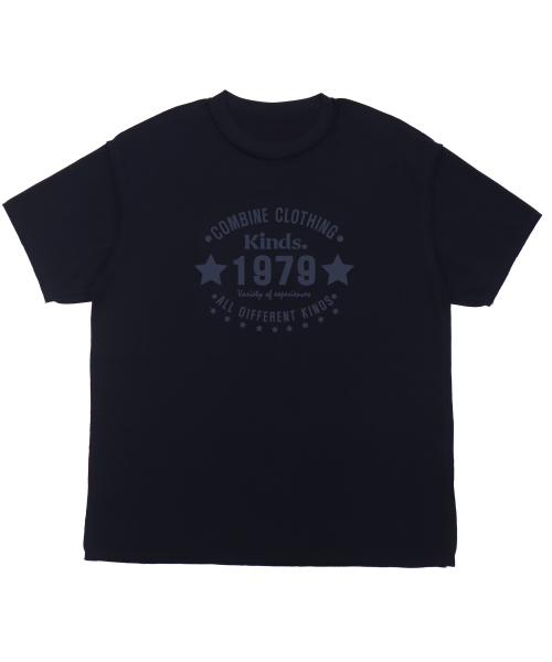 KINDS(カインズ)の「20 count premium single 1979 short sleeve t-shirt (Burgundy)(Tシャツ/カットソー・レディース・その他・MEDIUM/LARGE)」の2枚目の写真