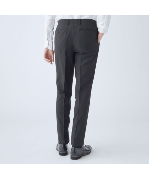 SUIT SELECT(スーツセレクト)の「【おうちで洗えるストレッチスーツ】【すぐ着られるパンツ裾上げ済仕様】【年間】【フォーマル対応可】【KSW】2釦シングルスーツ 0タック/ブラック×ソリッド/ウエストムーブ/「4S」(スーツセット・メンズ・ブラック・AB6/AB5/AB4/A6/A5/A4/Y6/Y5/Y4)」の5枚目の写真