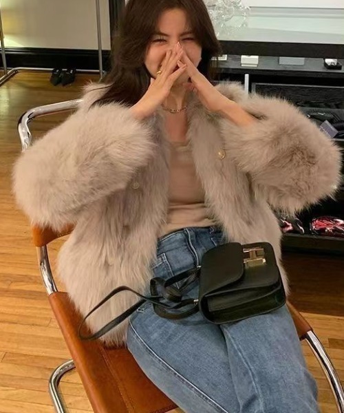 gossip！ロサンゼルス（ゴシップロサンゼルス）の「フェミニンファージャケット［韓国ファッション］（ノーカラージャケット・レディース・グレー/ホワイト・M/S）」の10枚目の写真