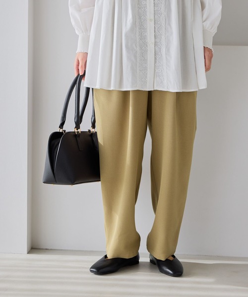 studio CLIP（スタディオクリップ）の「ゆるテーパードパンツ[プチ・プラスサイズあり]《オケージョン2026SS》（その他パンツ・レディース・ベージュ/ネイビー・MEDIUM/LARGE/ﾌﾘｰ(L)/PF）」の14枚目の写真