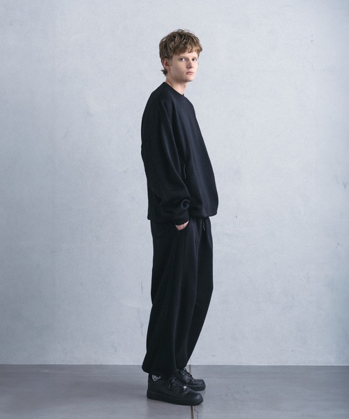 +phenix（プラスフェニックス）の「【WEB・直営店限定】+phenix(プラスフェニックス)CREW NECK FLEECE SHIRT クルーネック フリースシャツ（スウェット・メンズ・ブラック/チャコール・M/XL/L）」の5枚目の写真