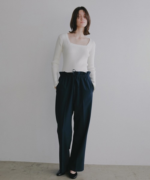 MANOF(マノフ)の「WAIST GATHER PANTS(その他パンツ・レディース・ネイビー/ベージュ・M/S)」の7枚目の写真