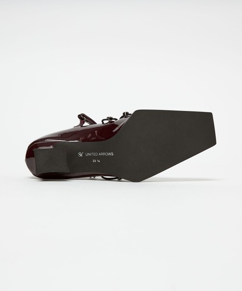 SY UNITED ARROWS(シーユナイテッドアローズ)の「<SY>スカラップレースアップ パンプス45↑(パンプス・レディース・ブラック/ゴールド/ワインレッド・25cm/24.5cm/24cm/23.5cm/23cm/22.5cm/22cm)」の8枚目の写真