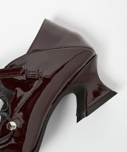 SY UNITED ARROWS(シーユナイテッドアローズ)の「<SY>スカラップレースアップ パンプス45↑(パンプス・レディース・ブラック/ゴールド/ワインレッド・25cm/24.5cm/24cm/23.5cm/23cm/22.5cm/22cm)」の11枚目の写真