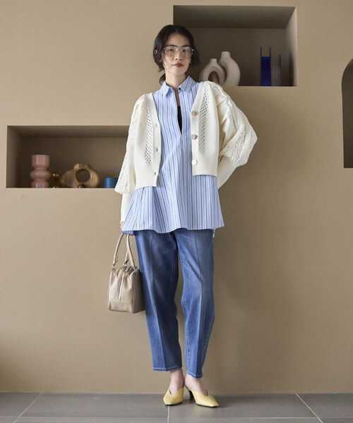 Firsthand（ファーストハンド）の「Firsthand/ファーストハンド バリエーション釦 ボリュームスリーブ ケーブル ニット カーディガン（カーディガン/ボレロ・レディース・ホワイト/ブラック/ネイビー/レッド・FREE）」の15枚目の写真