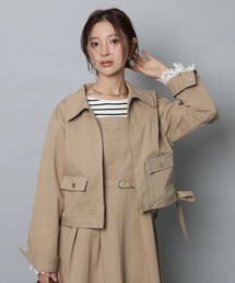 Apuweiser-riche（アプワイザーリッシェ）の「ダブルボタンジャケット