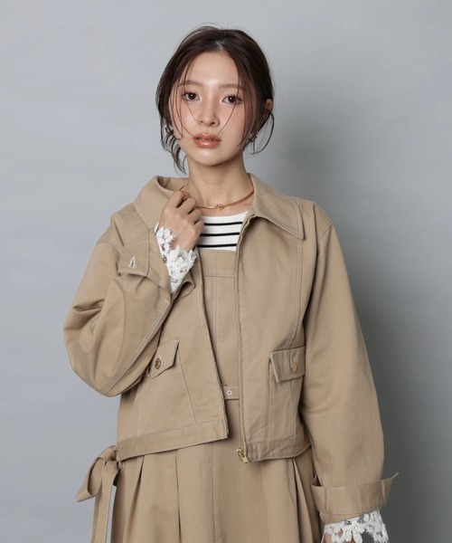 Apuweiser-riche(アプワイザーリッシェ)の「ステンカラーデニムブルゾン(その他アウター・レディース・ネイビー/キャメル・2/1)」の6枚目の写真