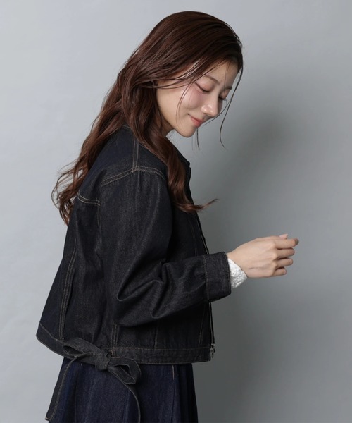 Apuweiser-riche(アプワイザーリッシェ)の「ステンカラーデニムブルゾン(その他アウター・レディース・ネイビー/キャメル・2/1)」の19枚目の写真