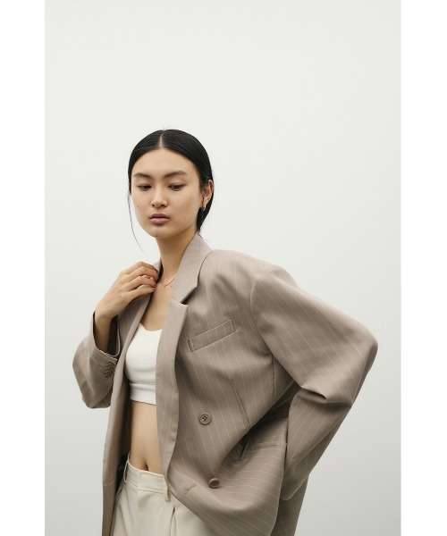 STYLEMIXER（スタイルミキサー）の「シームデザインテーラードジャケット（テーラードジャケット・レディース・ベージュ系その他/ブラック/サックスブルー・SMALL/MEDIUM）」の5枚目の写真