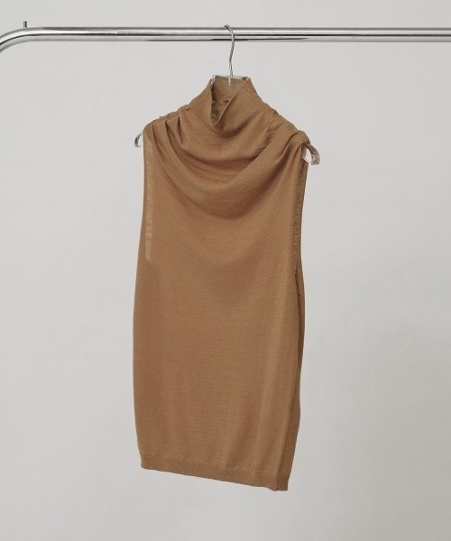 TODAYFUL(トゥデイフル)の「Highneck Drape Tanktop(タンクトップ・レディース・キャメル/チャコールグレー/ブラック・FREE)」の5枚目の写真