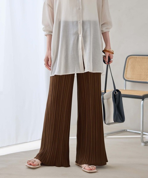 Viola e Viola(ヴィオラエヴィオラ)の「着心地楽ちん!さらっと軽やかプリーツパンツ 股下60cm(その他パンツ・レディース・イエロー/ストライプ/ブラウン/ブラック系1/ブラック・L/M/LL)」の10枚目の写真