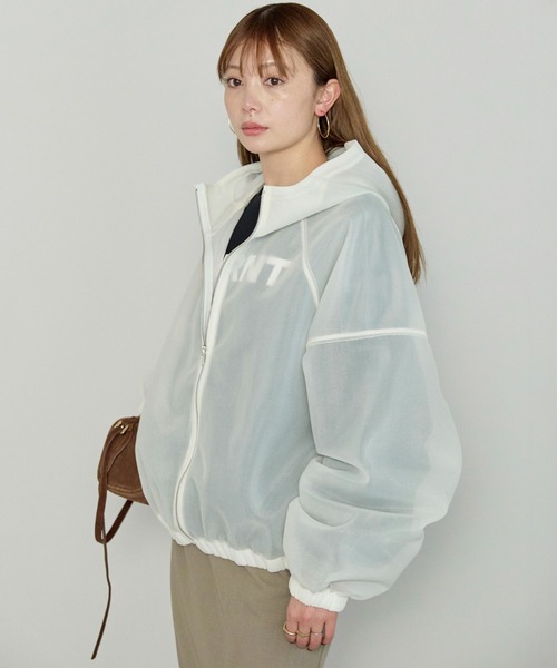 enhaut（アンオート）の「シアーダンボール ジップパーカー（パーカー・レディース・ホワイト/ブラック/グレイッシュベージュ・FREE）」の6枚目の写真