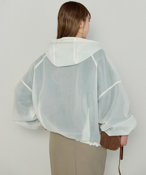 enhaut（アンオート）の「シアーダンボール ジップパーカー（パーカー・レディース・ホワイト/ブラック/グレイッシュベージュ・FREE）」の8枚目の写真