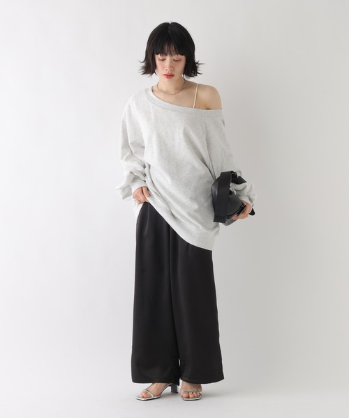 BAYFLOW（ベイフロー）の「[WEB限定]ルーズ2WAYオフショルスウェット（スウェット・レディース・グレー/オフホワイト/ベージュ/ブラック/ピンク・FREE）」の20枚目の写真