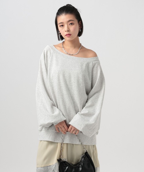 BAYFLOW（ベイフロー）の「[WEB限定]ルーズ2WAYオフショルスウェット（スウェット・レディース・グレー/オフホワイト/ベージュ/ブラック/ピンク・FREE）」の18枚目の写真